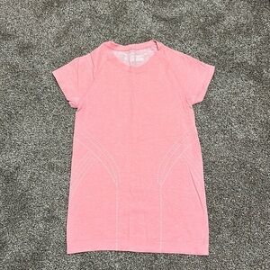 Z by Zella pink active top women’s Medium base layer tight stretch t-shirt